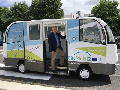 Autonomní elektrobus Autonomní elektrobus
