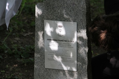 Odhalení pamětní desky PARK OSN - 16. 6. 2016