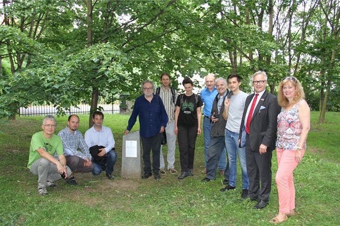 Odhalení pamětní desky PARK OSN - 16. 6. 2016 Odhalení pamětní desky PARK OSN - 16. 6. 2016