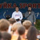 Základní škola s rozšířenou výukou tělesné výchovy Jitřní v Hodkovičkách na Praze 4 hostila v rámci dlouhodobého seriálu akcí a aktivit „Čtyřka sportuje“ v úterý 3. května 2022 oblastní kolo Odznaku všestrannosti olympijských vítězů (Sazka olympijský víceboj). Akci přišel podpořit první místostarosta MČ Praha 4 Zdeněk Kovářík (ODS), který i předával ceny.