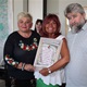 Děti při velmi emotivním setkání, kdy nechyběly ani slzy dojetí, zazpívaly a přinesly obrázky, které namalovaly jako poděkování. Mezi dárky nechyběl ani dort v národních barvách se vzkazem, malá ikona a krásná soška. Jazykovou bariéru pak bez problémů zlomila recitace a především hudba a zpěv. 