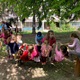 Mateřská škola 4 pastelky, pracoviště Plamínkové, zahájila v pondělí 2. května 2022 na své zahradě provoz nového výukového altánu. Ten bude plnit funkci nové učebny s širokou nabídkou možného zapojení pro předškoláky a umožní i další aktivity. Na otevření se přišla podívat i starostka Prahy 4 Irena Michalcová (ANO 2011).