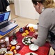 Městská Část Prahy 4 a organizace InBáze pořádali dva on-line workshopy v rámci projektu „Žijeme na čtyřce společně 2020“ na integraci cizinců, spolufinancovaného Ministerstvem vnitra ČR. Šlo o akce s názvem „Příprava tradičních závitků z listů vinné révy“ a „Vaříme vareniky“.