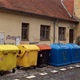 Branická ulice získává zásluhou své celkové revitalizace podstatně přívětivější tvář a přispět k tomu chtějí i pohledově příjemnější kontejnery na tříděný odpad, které se v ulici objeví, namísto klasických, od 1. prosince 2020.