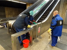 mhd roušky rouška desinfekce metro budějovická