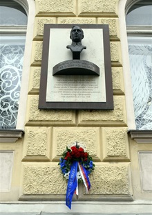 Praha 4 uctila památku generála Karla Kutlvašra 