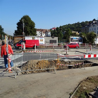 Úpravy na křižovatce Dvorce a Podolské nábřeží zvýší bezpečnost.