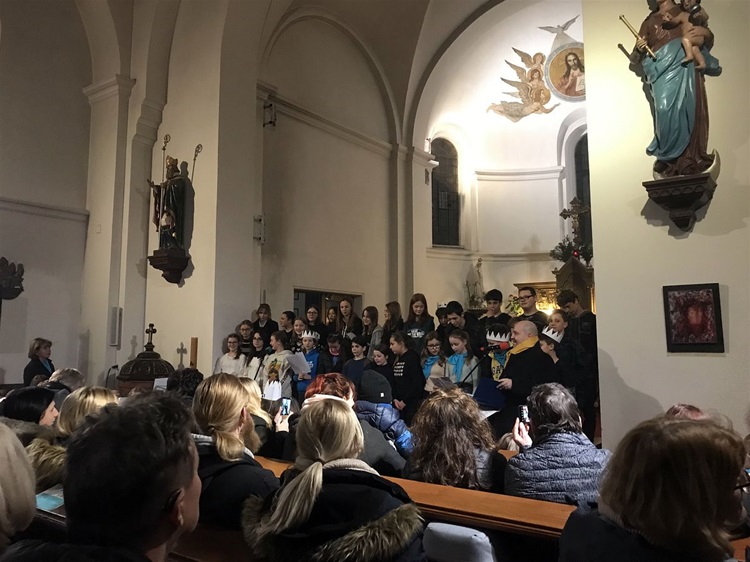 Tříkrálový koncert, který se 10. 1. 2023 konal v kostelíku svatého Prokopa.