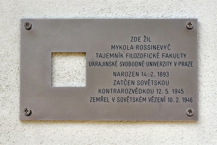 Poslední adresa: Praha 4 si připomíná oběti sovětských komunistických represí