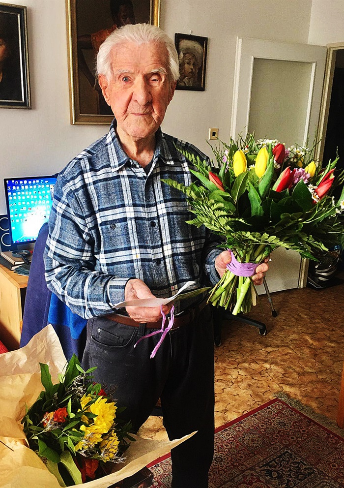 Eduard Marek - bratr Hroznýš - při gratulaci ke 104. narozeninám v ÚSS4 v Braníku.